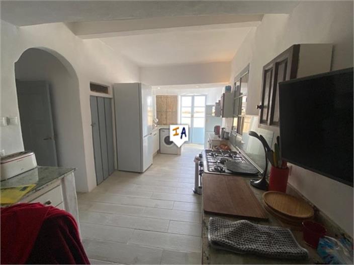 Image No.10-3 Bed House for sale