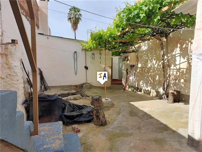 Image No.5-5 Bed House for sale