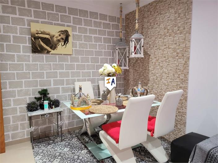 Image No.7-4 Bed House for sale