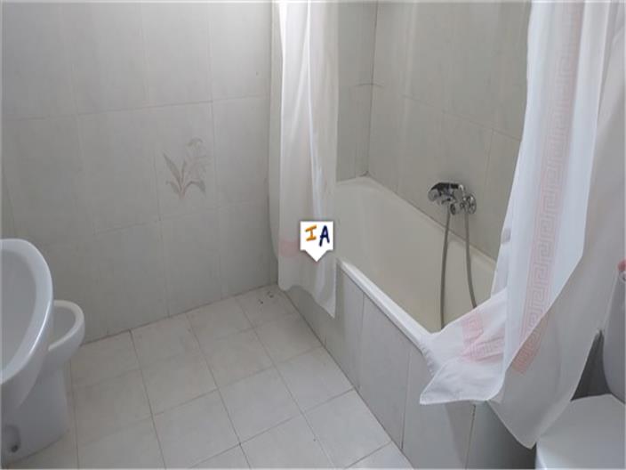 Image No.9-Maison de 4 chambres à vendre à Carcabuey