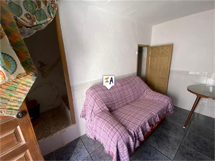 Image No.10-2 Bed House for sale