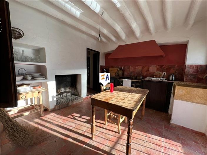 Image No.6-4 Bed Farmhouse for sale