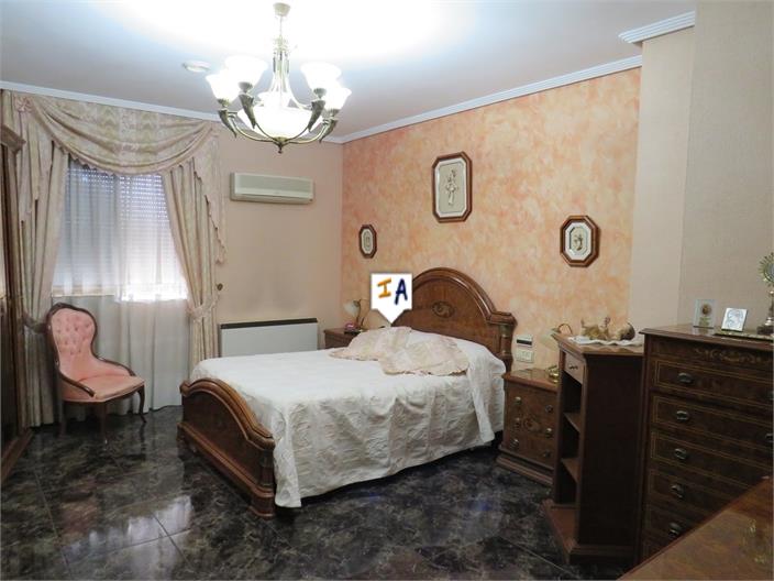 Image No.5-Commercial de 3 chambres à vendre à Martos