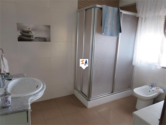 Image No.7-Commercial de 3 chambres à vendre à Martos