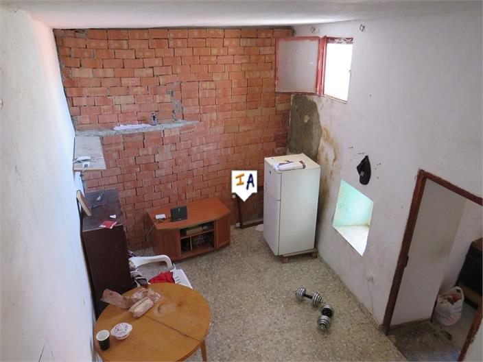 Image No.11-2 Bed House for sale