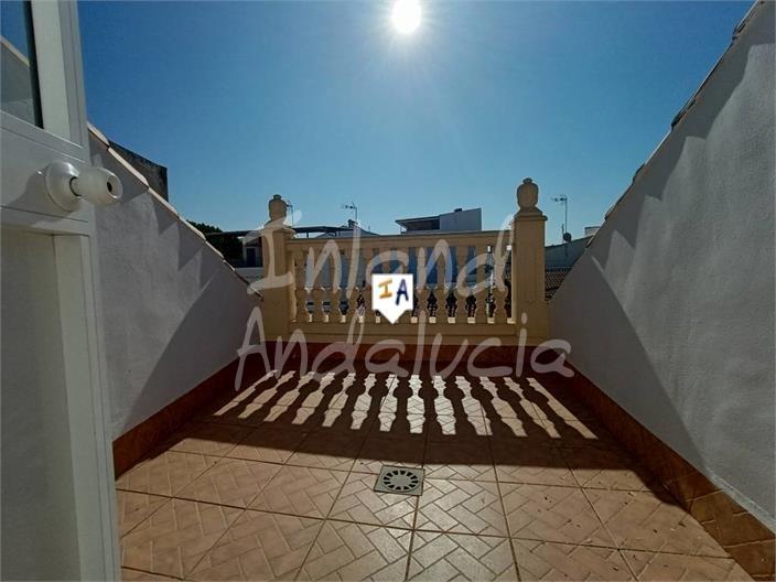 Image No.3-3 Bed House for sale