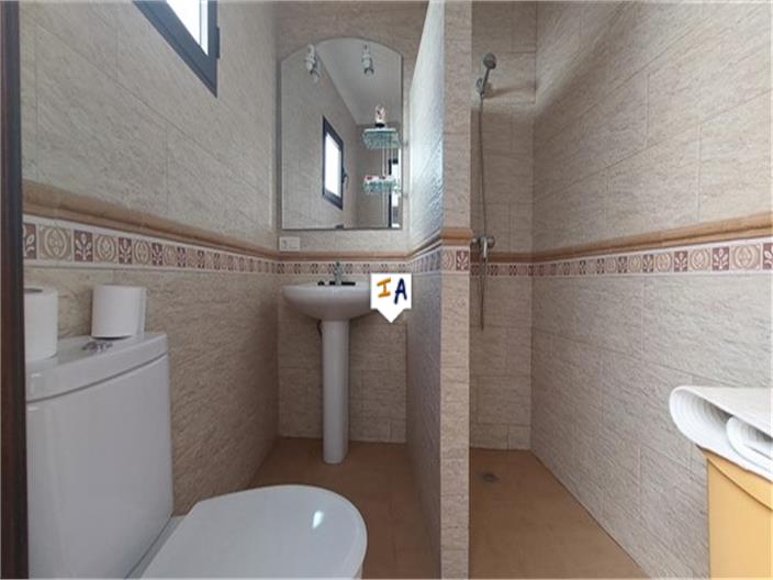 Image No.6-6 Bed Farmhouse for sale