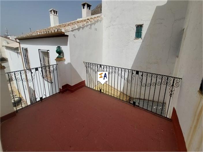 Image No.4-6 Bed House for sale