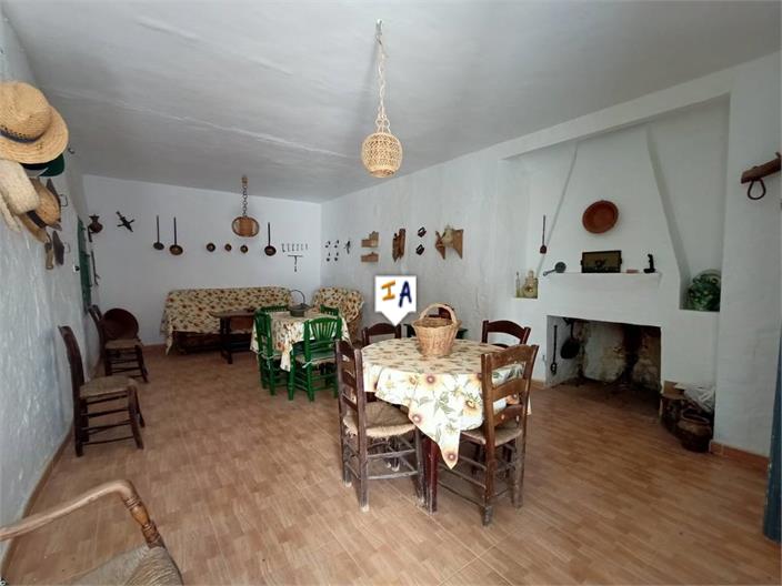 Image No.3-Ferme de 2 chambres à vendre à Cabra