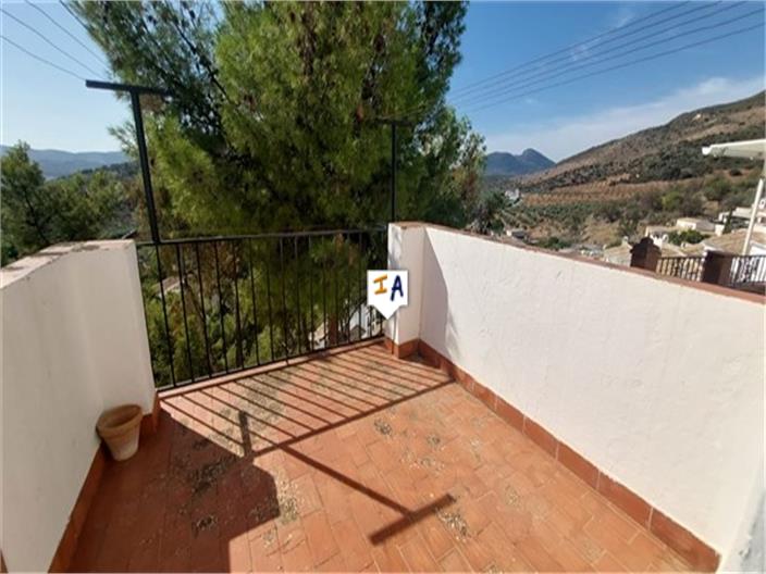 Image No.3-4 Bed House for sale