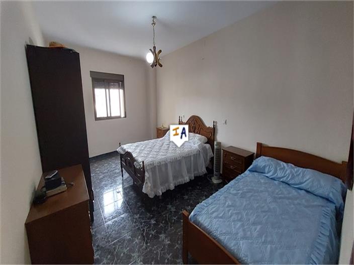 Image No.9-Maison de 4 chambres à vendre à Castillo de Locubín