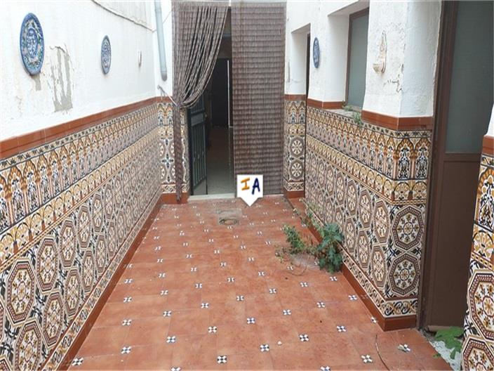 Image No.5-4 Bed House for sale