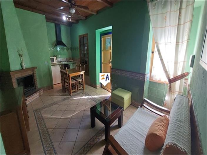 Image No.7-15 Bed Commercial for sale