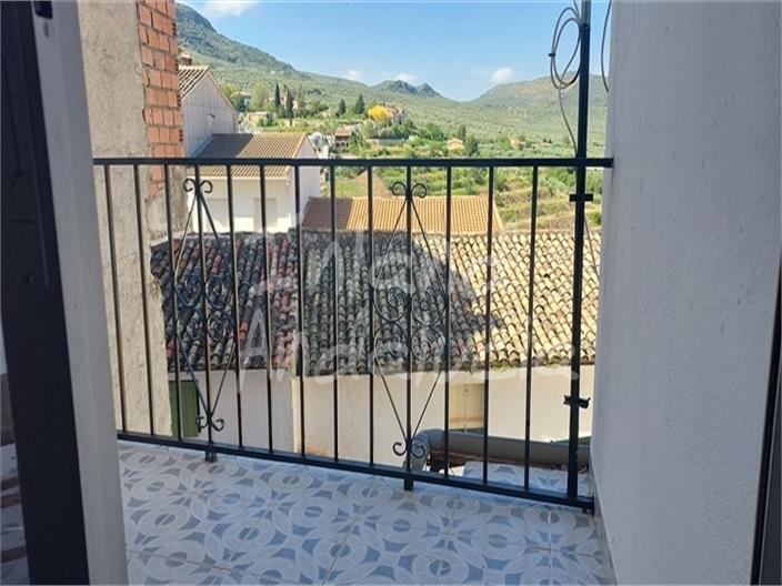 Image No.3-Maison de 5 chambres à vendre à Castillo de Locubín