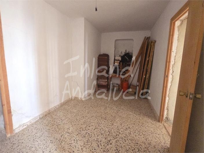 Image No.9-House for sale