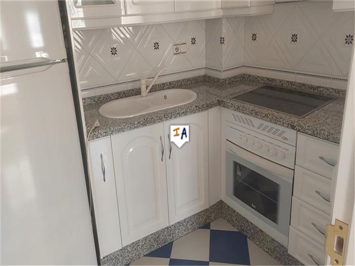 Image No.8-3 Bed House for sale