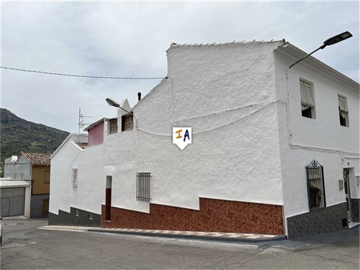 Image No.6-4 Bed House for sale