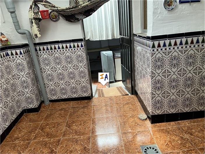 Image No.10-4 Bed House for sale