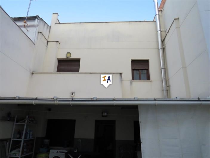 Image No.11-3 Bed House for sale