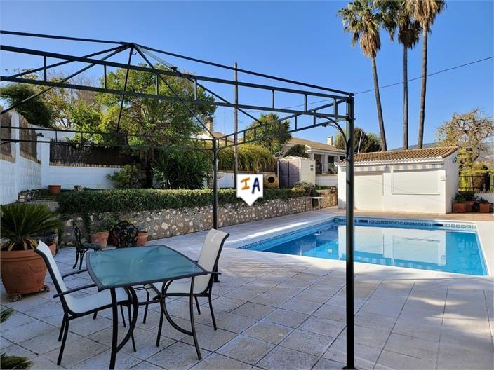 Image No.4-4 Bed Villa for sale