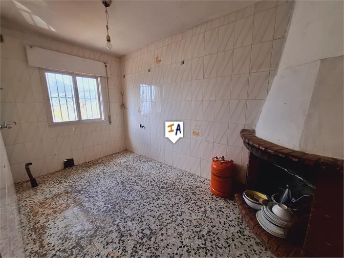 Image No.4-2 Bed House for sale