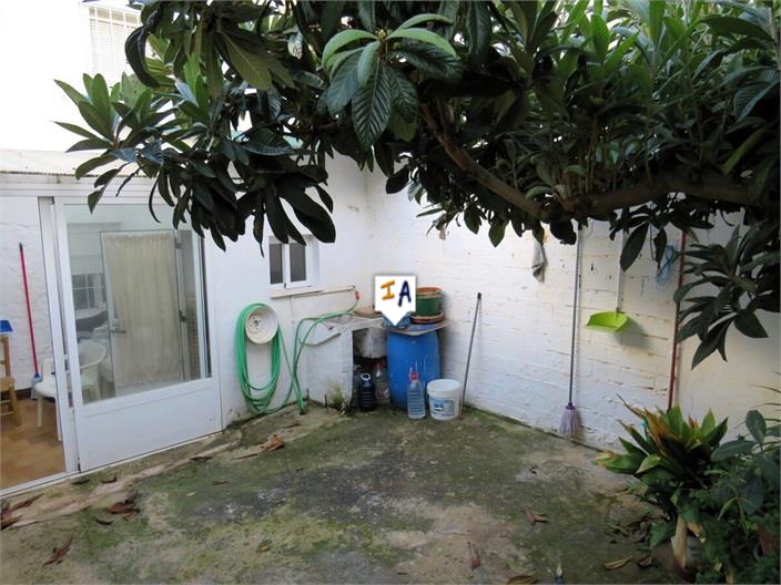 Image No.10-4 Bed House for sale