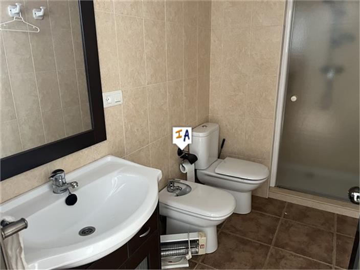 Image No.7-5 Bed House for sale