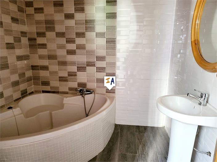 Image No.9-3 Bed Farmhouse for sale