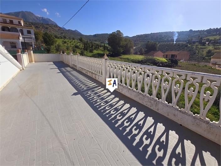 Image No.3-4 Bed House for sale