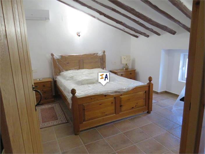 Image No.8-3 Bed Farmhouse for sale