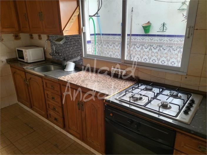 Image No.3-5 Bed House for sale