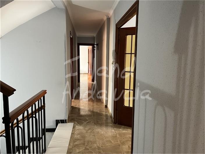 Image No.7-Maison de 4 chambres à vendre à Castillo de Locubín