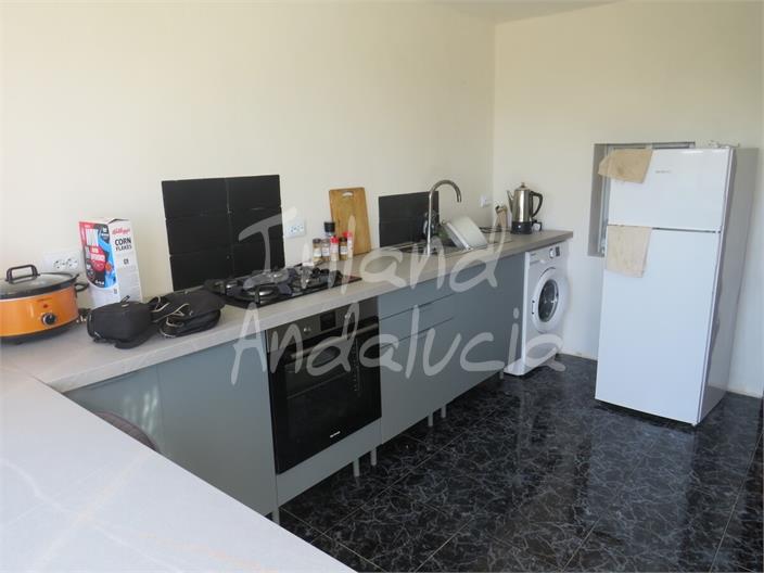 Image No.5-Maison de 4 chambres à vendre à Martos