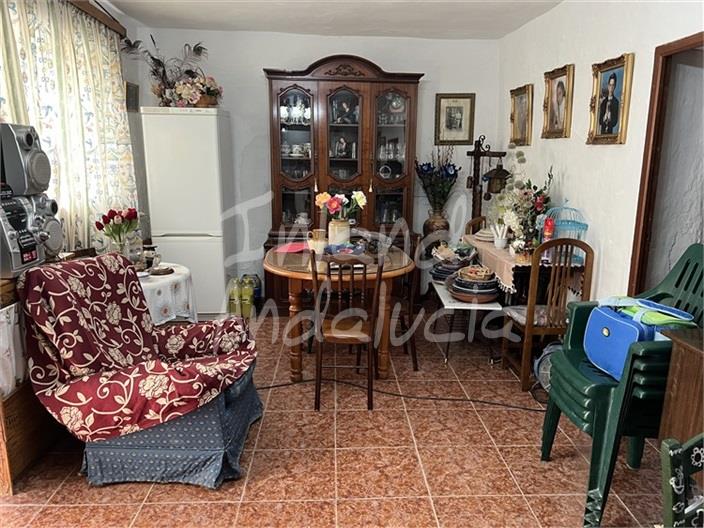 Image No.10-4 Bed Farmhouse for sale