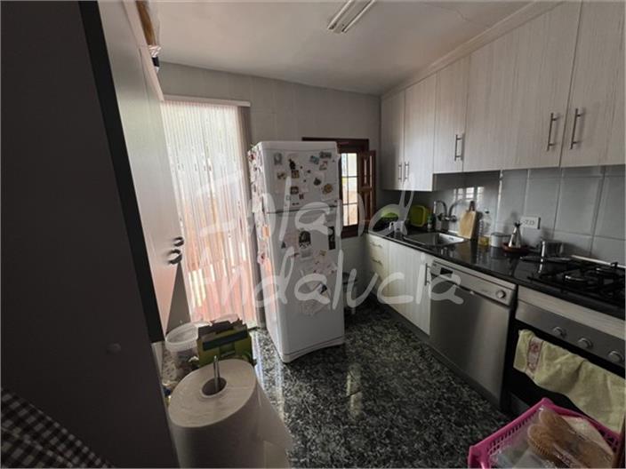 Image No.10-Maison de 4 chambres à vendre à Tozar