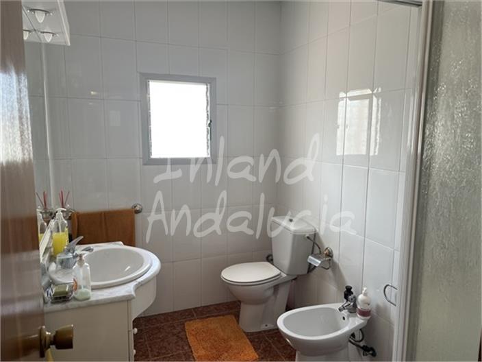 Image No.11-Maison de 4 chambres à vendre à Tozar