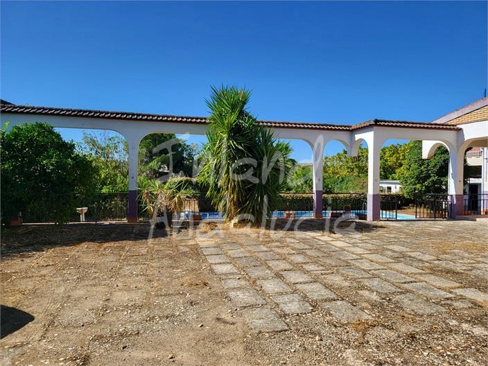 Image No.3-3 Bed Villa for sale