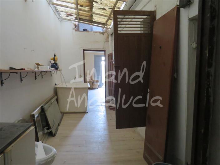 Image No.4-Maison de 5 chambres à vendre à Martos