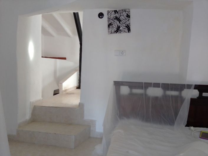 Image No.11-2 Bed Townhouse for sale