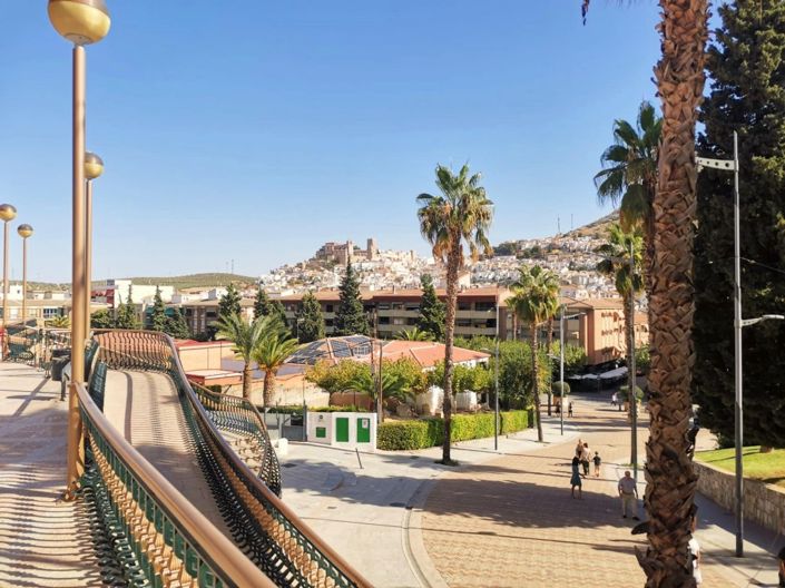 Image No.29-2 Bed Townhouse for sale