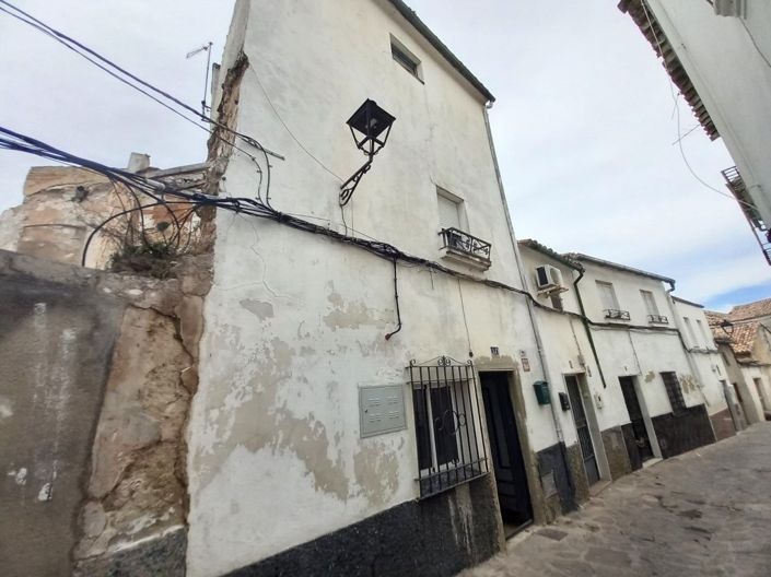 Image No.4-2 Bed Townhouse for sale