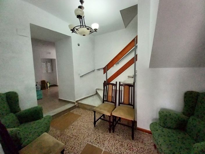 Image No.7-2 Bed Townhouse for sale