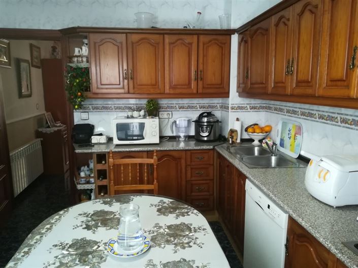 Image No.5-4 Bed Townhouse for sale