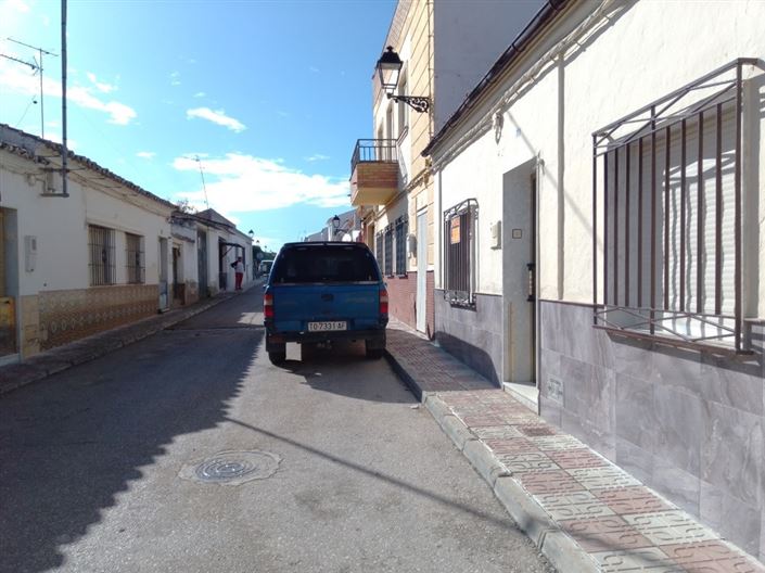 Image No.17-3 Bed Bungalow for sale