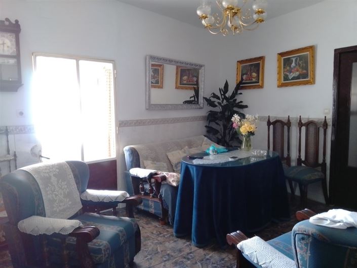 Image No.14-4 Bed Townhouse for sale