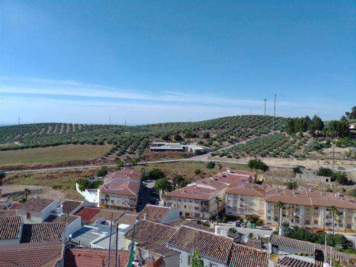 Image No.25-4 Bed Townhouse for sale