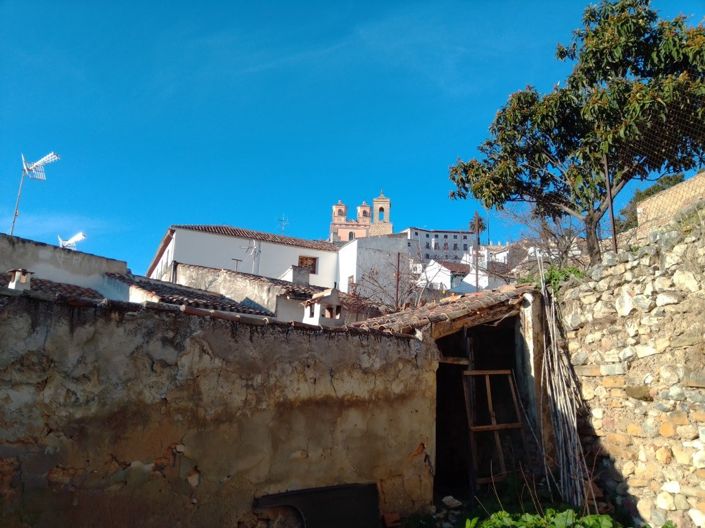 Image No.22-3 Bed Townhouse for sale