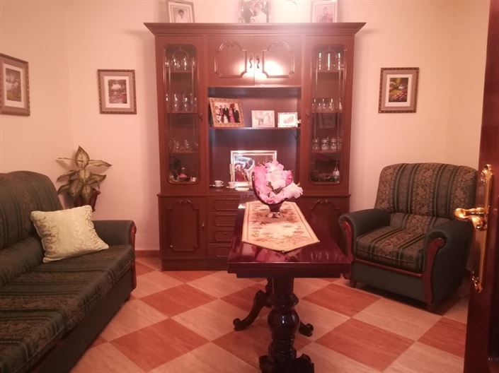 Image No.5-4 Bed Townhouse for sale