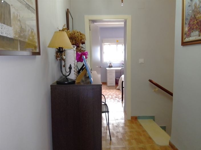 Image No.14-3 Bed Townhouse for sale