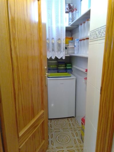 Image No.17-4 Bed Townhouse for sale